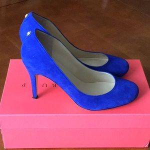 Ivanka Trump blue suede Amoro pump, size 7